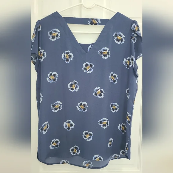 LOFT Navy Floral Women's Blouse - Picture 4 of 4